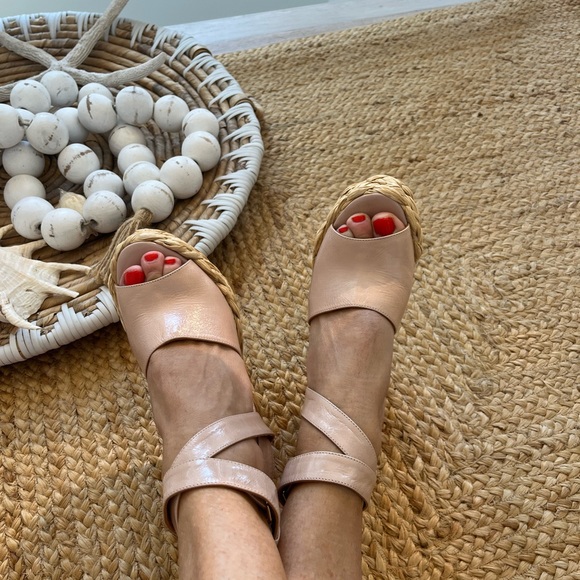 Anthropologie NWT Paloma Barcelo Nude leather Wedge Rafia Espadrille super Chic - Picture 3 of 16